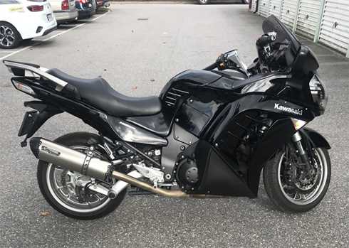 Svart Kawasaki 1400 GTR ABS stulen i Vendelsö söder om Stockholm